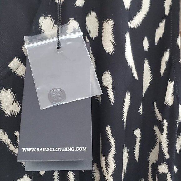 NWT Rails Irene Sleeveless Jumpsuit Abstract Print Office Party Travel Size M - Picture 7 of 10